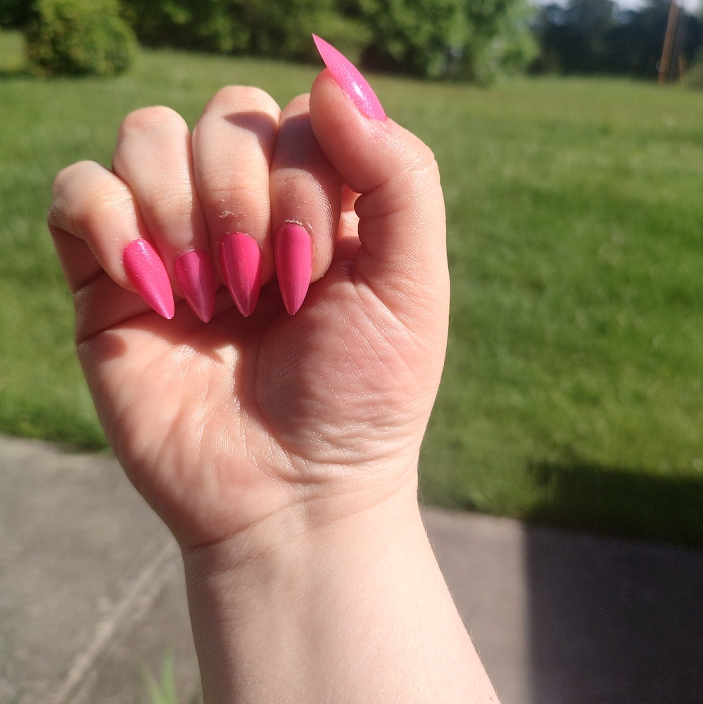 Vibrant Pink Press-On Nails